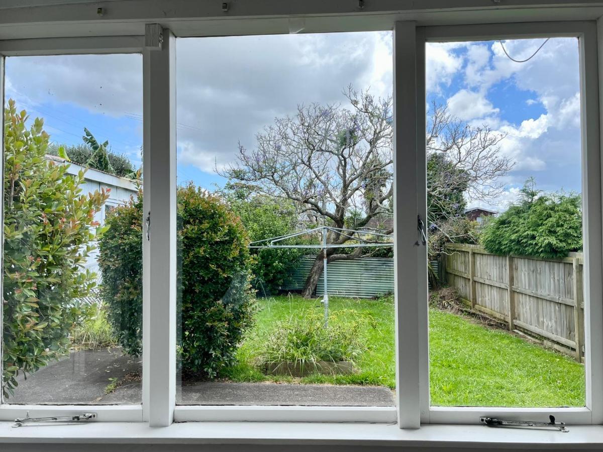 Entire House In Mt Wellington, Central Auckland Extérieur photo