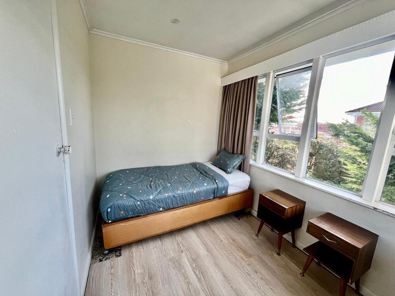 Entire House In Mt Wellington, Central Auckland Extérieur photo